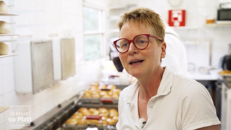 Bäckerin Edeltraut Hinrichs in ihrer Backstube.